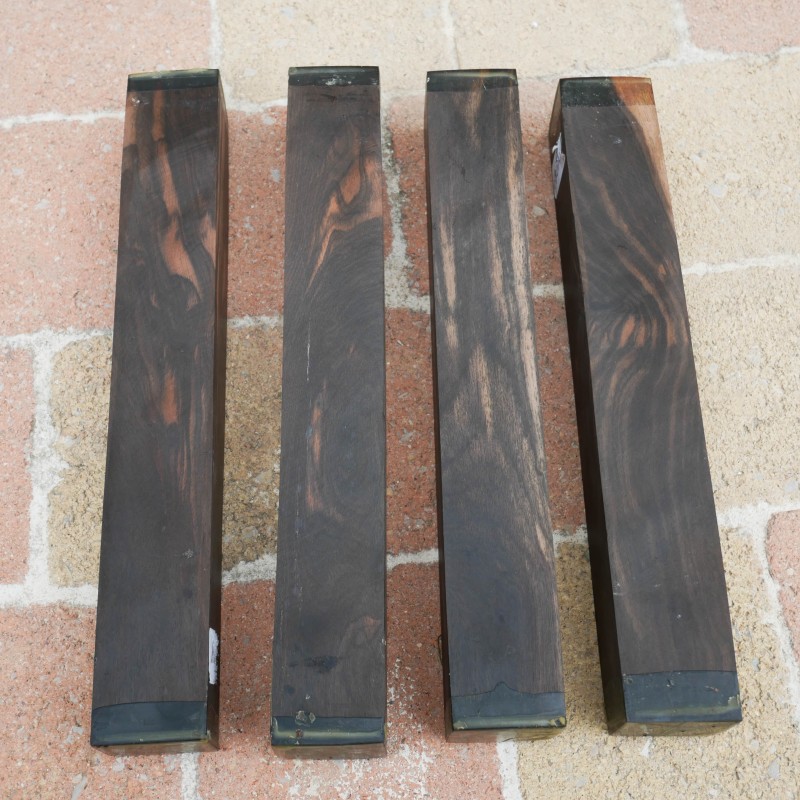 Carrelet ébène d'Inde marbré